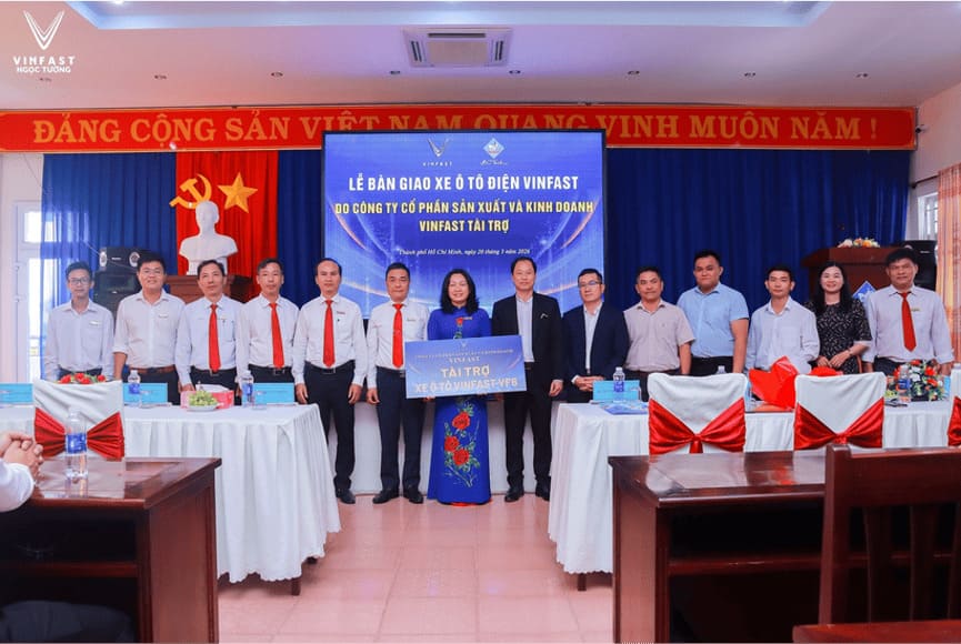 Hợp tác